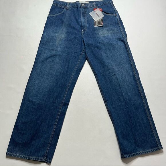 Levi’sNWT Levi Worker Flyweight Loose Fit Straight Leg Jeans